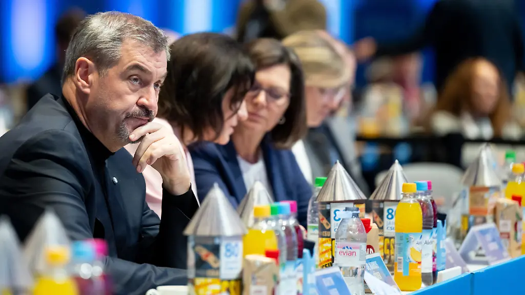 13-12-2025-Bayern-Muenchen-Markus-Soeder-l-CSU-Vorsitzender-und-Ministerpraesident-von-Bayern-nimmt-am-CSU-Parteitag-in-der-Messehalle-teil