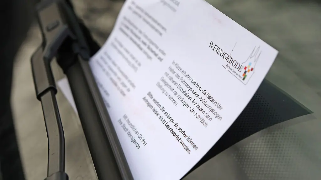 In-der-Weihnachtszeit-verzichten-viele-Kommunen-auf-sogenannte-Knoellchen