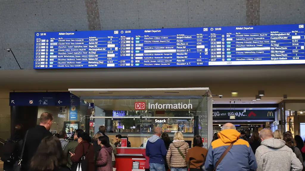 Vor-allem-in-den-Abendstunden-will-die-Bahn-zwischen-Grossstaedten-mehr-Zuege-einsetzen