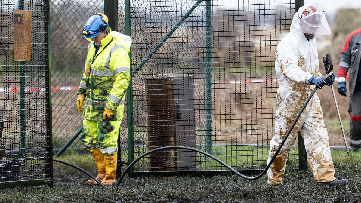 Zentrales-Versorgungssystem-l-Pipeline-in-Brandenburg-nach-Reparatur-wieder-in-Betrieb