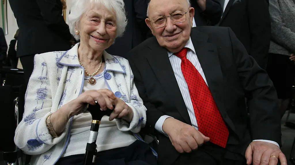 Von-1973-an-hatte-Marcel-Reich-Ranicki-bei-der-Frankfurter-Allgemeinen-Zeitung-gearbeitet-und-dort-die-Literatur-Redaktion-geleitet