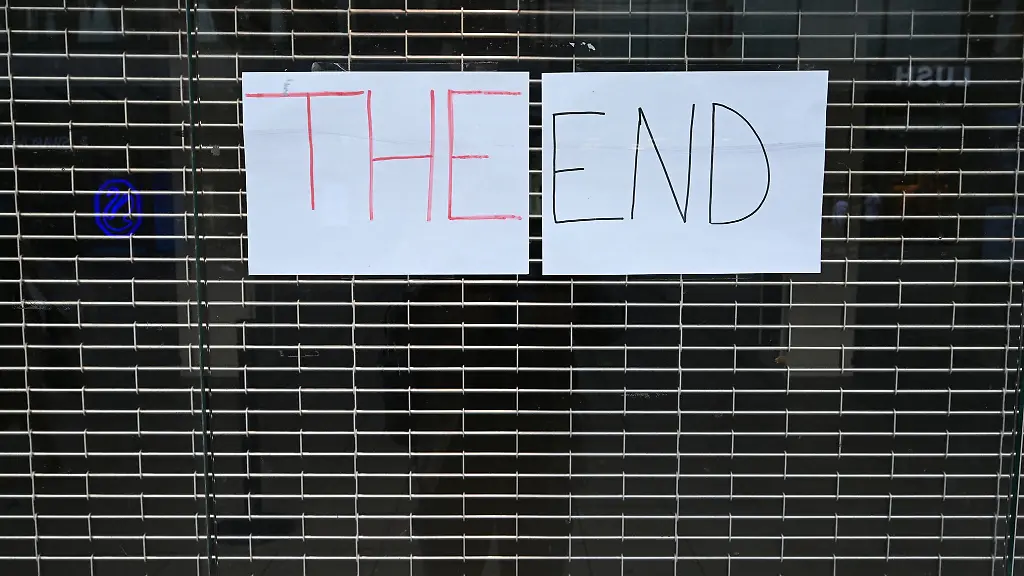 Schluss-aus-Ende-Geht-der-Arbeitgeber-in-Insolvenz-haben-Betroffene-viele-Fragen