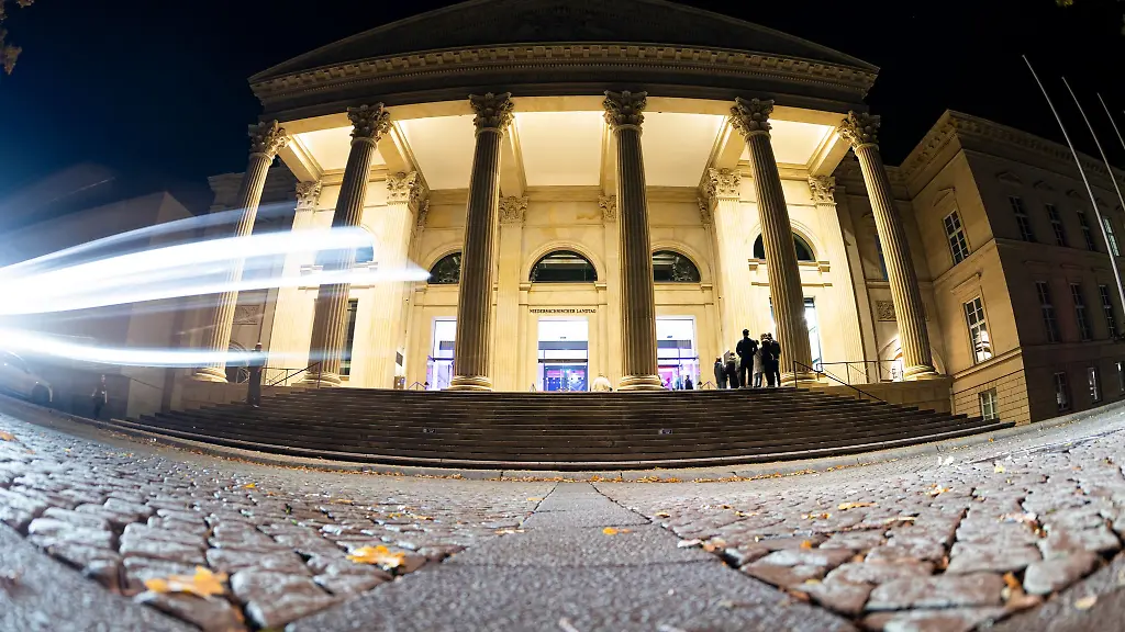 Drei-von-vier-Fraktionen-im-Landtag-wollen-wie-auf-Bundesebene-ein-parlamentarisches-Gremium-zur-Kontrolle-des-Verfassungsschutzes-einrichten