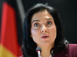 Kopplung der Gelder an Aufträge: Reiche: Deutsche Firmen sollten mehr von Ukraine-Hilfen profitieren