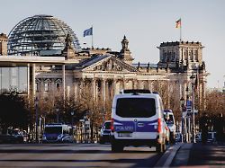 Cyberangriff als Ursache?: Großer IT-Ausfall während Selenskyj-Besuch im Bundestag