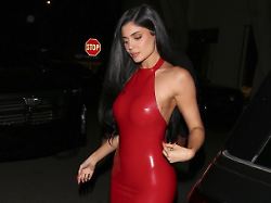 "Anhaltende Schikanen": Ex-Haushälterin verklagt Kylie Jenner wegen Diskriminierung