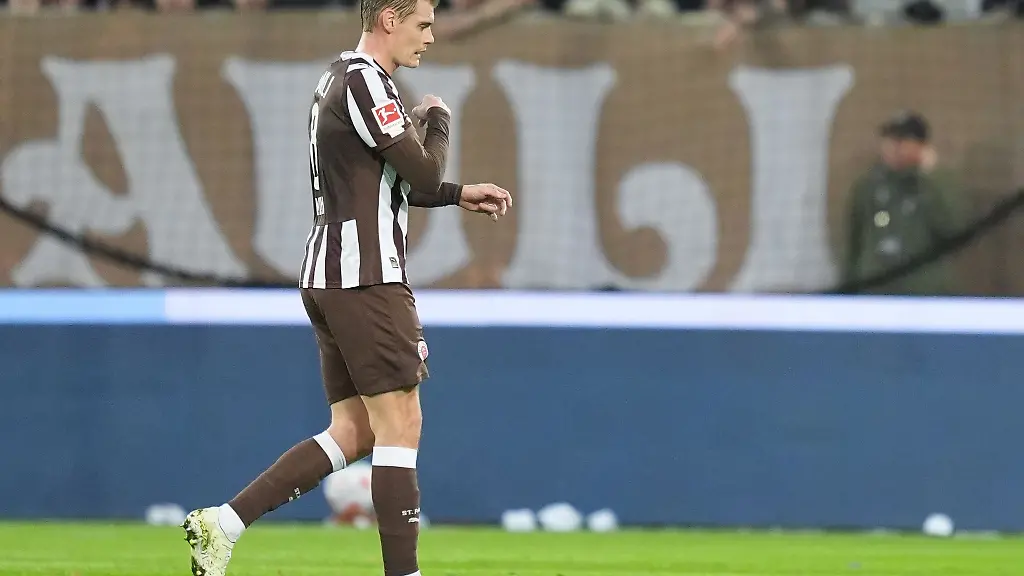 St-Paulis-Eric-Smith-wurde-fuer-ein-Spiel-gesperrt