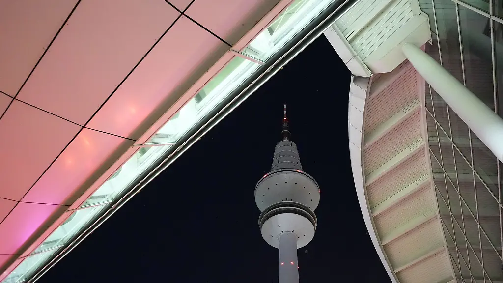 30-Jahre-nach-seiner-Schliessung-soll-der-Hamburger-Fernsehturm-wieder-fuer-die-Oeffentlichkeit-zugaenglich-sein
