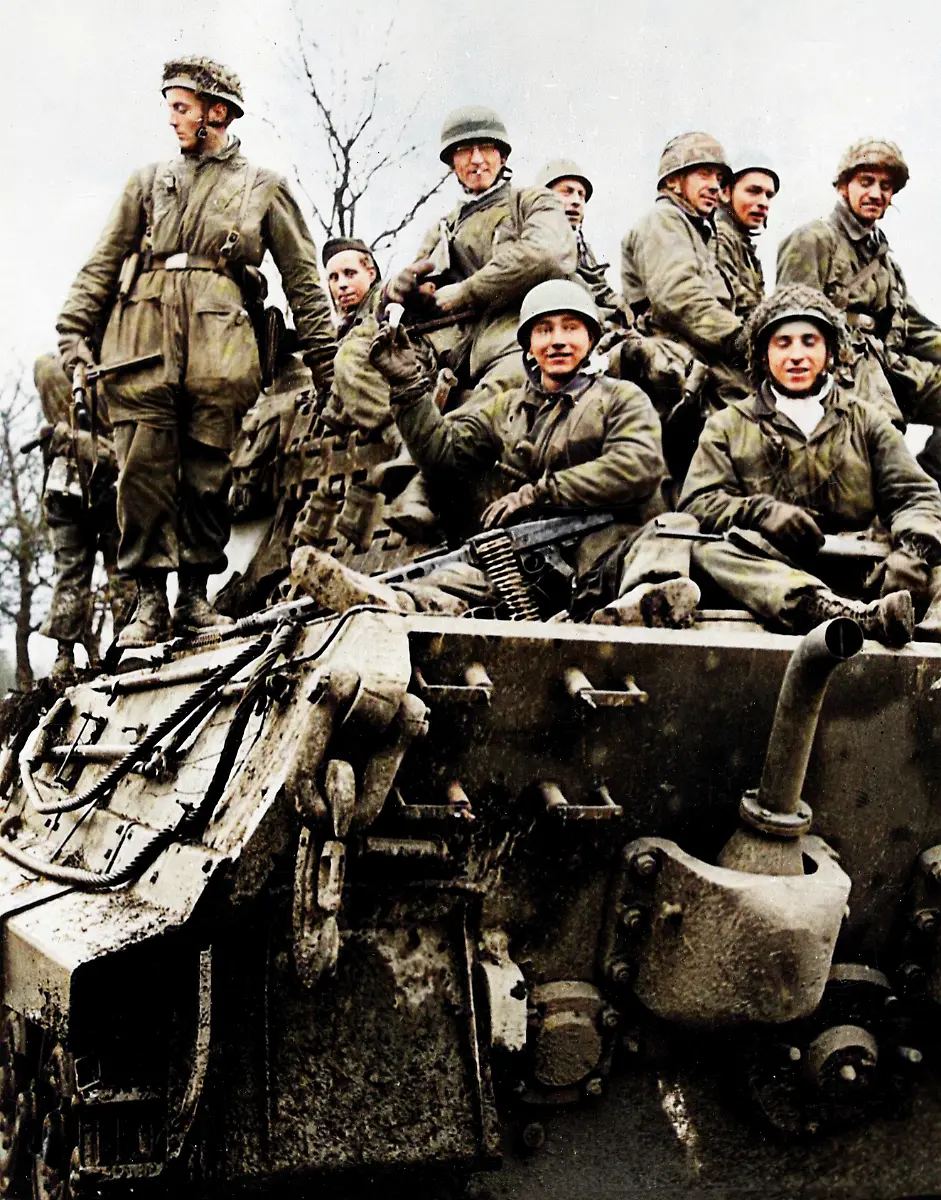 World-War-II-Battle-of-the-Bulge-Ardennes-Offensive-last-major-German-offensive-campaign-on-the-Western-Front-December-1944-January-1945-One-of-a-series-of-captured-still-photographs-made-by-the-Germans-during-the-Battle-of-the-Bulge-received-through-the-3rd-Armored-Division-17-December-1944-Photo-1944