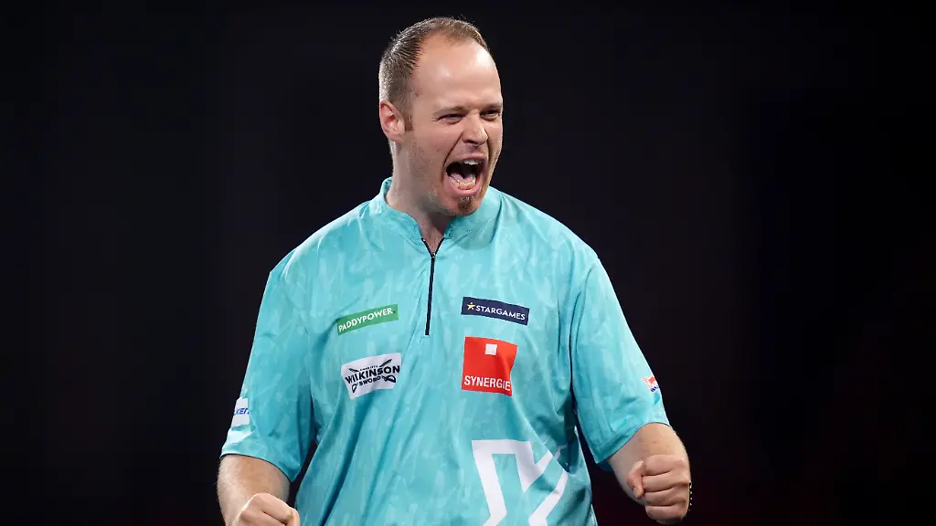 Paddy-Power-World-Darts-Championship-Day-Five-Alexandra-Palace-Max-Hopp-reacts-during-his-match-against-Martin-Lukeman-on-day-five-of-the-Paddy-Power-World-Darts-Championship-at-the-Alexandra-Palace-London-Picture-date-Monday-December-15-2025-See-PA-story-DARTS-World-Photo-credit-should-read-John-Walton-PA-Wire-RESTRICTIONS-Use-subject-to-restrictions-Editorial-use-only-no-commercial-use-without-prior-consent-from-rights-holder
