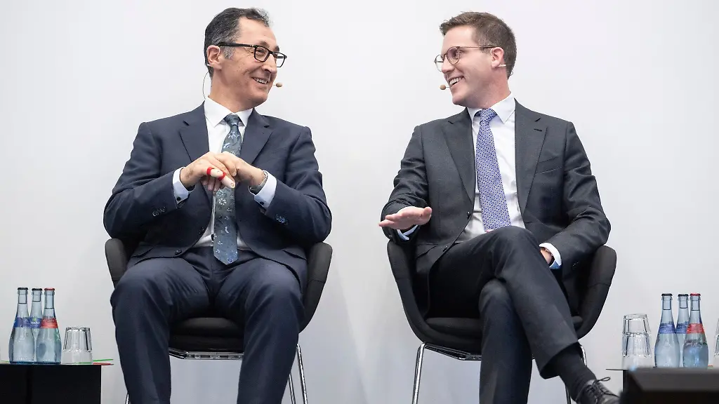 Einer-von-beiden-duerfte-der-naechste-Ministerpraesident-von-Baden-Wuerttemberg-werden-Cem-Oezdemir-von-den-Gruenen-oder-Manuel-Hagel-von-der-CDU