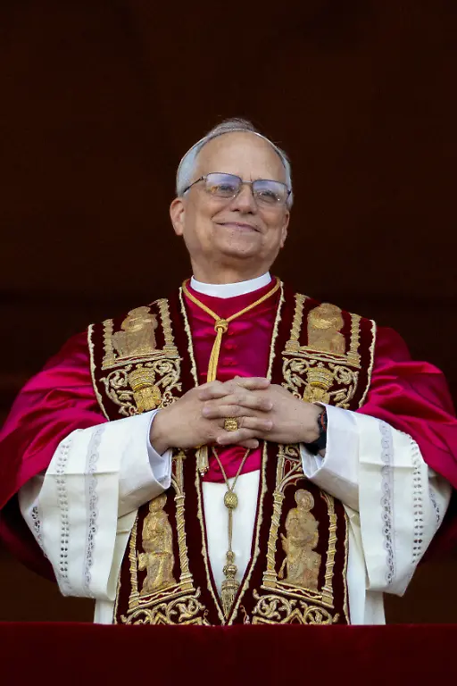 Newly-elected-Pope-Leo-XIV-Cardinal-Robert-Prevost-of-the-United-States-appears-on-the-balcony-of-St-Peter-s-Basilica-at-the-Vatican-May-8-2025-REUTERS-Guglielmo-Mangiapane-TPX-IMAGES-OF-THE-DAY-SEARCH-REUTERS-BEST-2025-FOR-THIS-STORY-SEARCH-REUTERS-2025-YEAR-END-FOR-ALL-2025-YEAR-END-GALLERIES