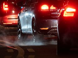 Autobauer bremsen zu Recht: "China zeigt: Auch Verbrenner werden eine Rolle spielen"