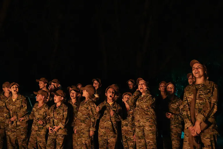 Kyiv-region-2018-Young-girls-singing-during-a-recreational-moment-at-the-summer-military-camp-organized-by-the-Azov-Battalion