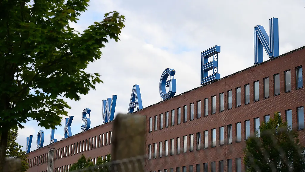 Fuer-252-bislang-befristet-Beschaeftigte-am-VW-Standort-Kassel-Baunatal-gibt-es-Planungssicherheit