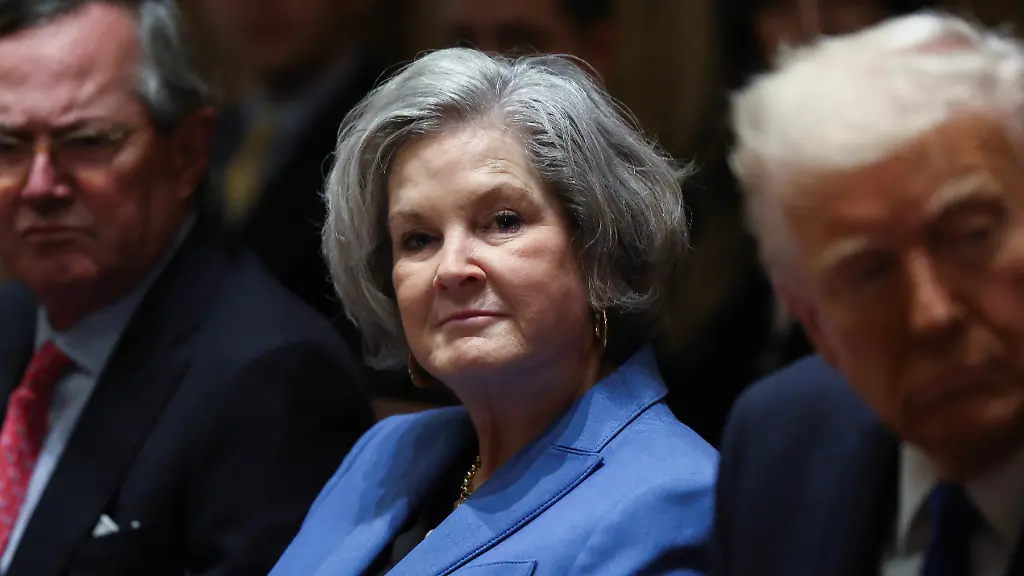 White-House-Chief-of-Staff-Susie-Wiles-looks-on-on-the-day-U-S-President-Donald-Trump-delivers-remarks-at-the-White-House-in-Washington-D-C-U-S-March-25-2025