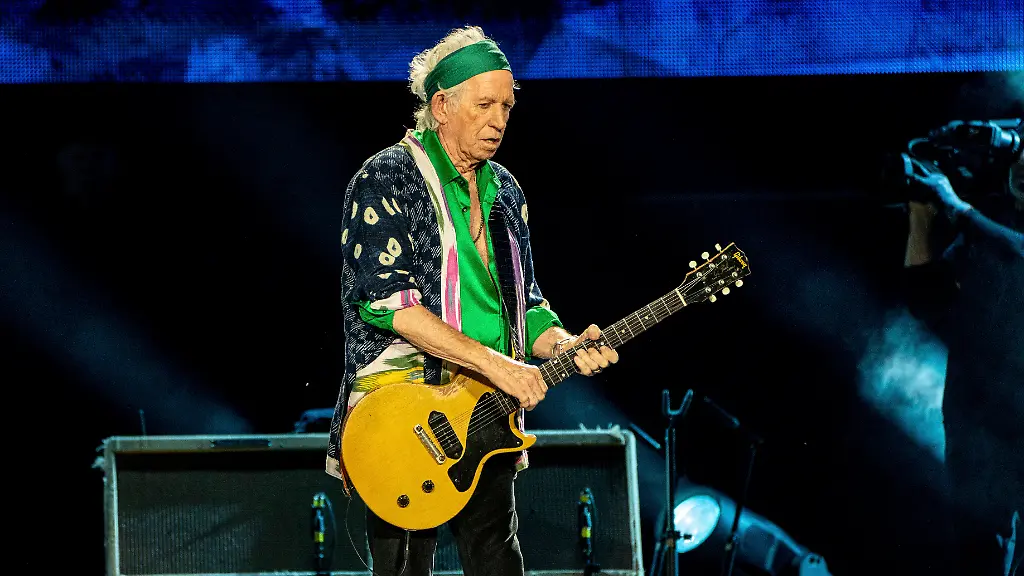 Keith-Richards-of-The-Rolling-Stones-performs-during-their-Hackney-Diamonds-tour-stop-at-Thunder-Ridge-Nature-Arena-on-Sunday-July-21-2024-in-Ridgedale-Mo