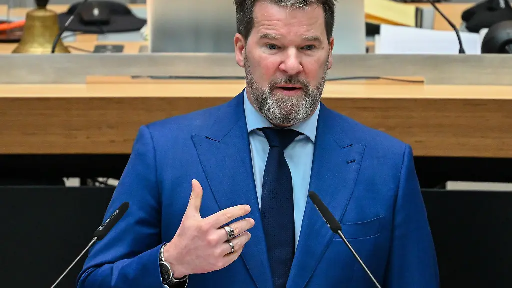 Das-Gesetz-ermoeglicht-keine-Enteignungen-sagte-der-CDU-Fraktionsvorsitzender-Dirk-Stettner