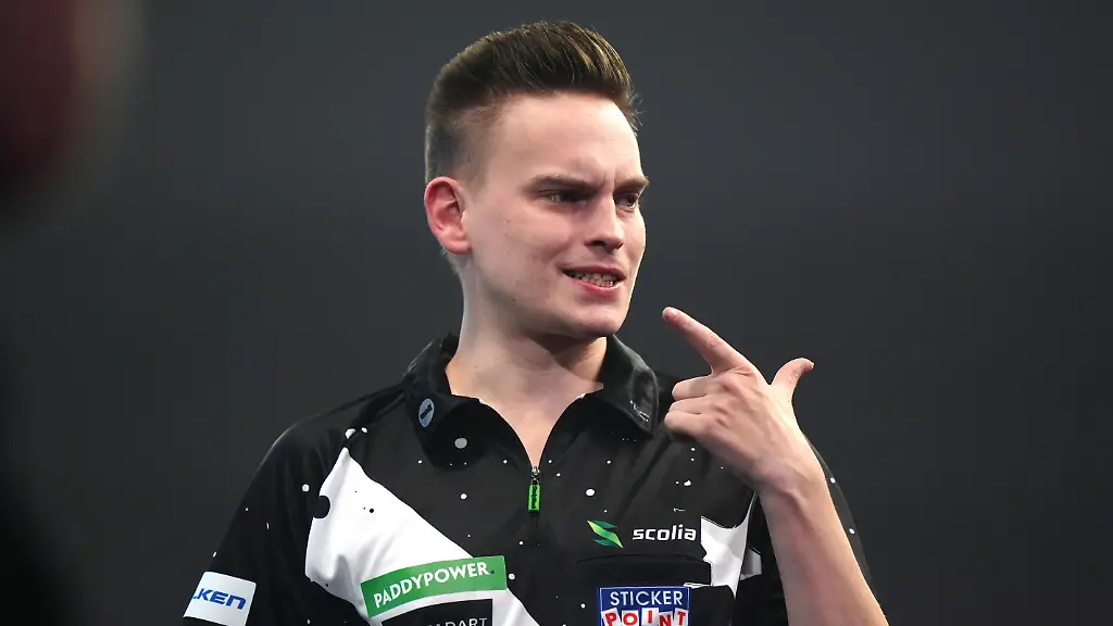 Paddy-Power-World-Darts-Championship-Day-Six-Alexandra-Palace-Ricardo-Pietreczko-reacts-on-day-six-of-the-Paddy-Power-World-Darts-Championship-at-the-Alexandra-Palace-London-Picture-date-Tuesday-December-16-2025-See-PA-story-DARTS-World-Photo-credit-should-read-Bradley-Collyer-PA-Wire-RESTRICTIONS-Use-subject-to-restrictions-Editorial-use-only-no-commercial-use-without-prior-consent-from-rights-holder