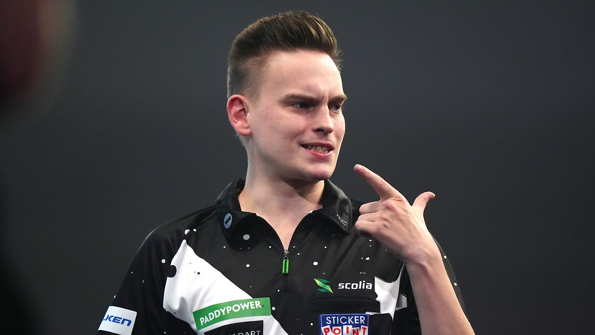 "Pikachu" besiegt "Special One": "Schwarz vor Augen": Ricardo Pietreczko übersteht harten Auftakt bei Darts-WM