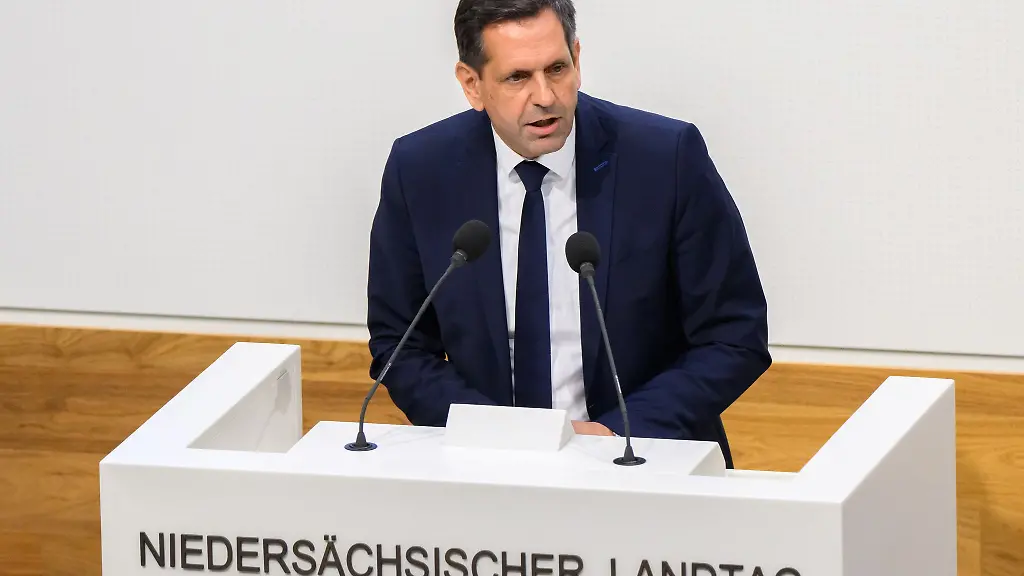 Ministerpraesident-Lies-sieht-es-als-Aufgabe-der-Laender-an-die-kommunalen-Kliniken-nicht-noch-staerker-zu-belasten