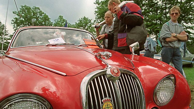 Beim Kauf eines Oldtimers sollte man genau hinsehen.