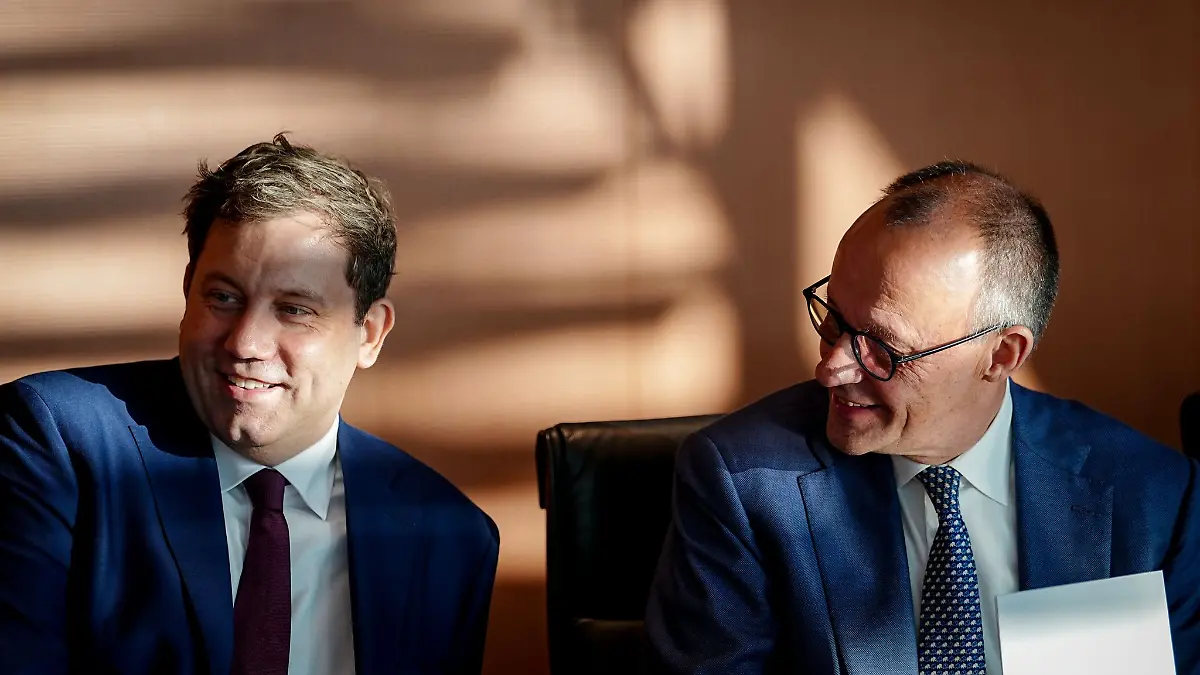 Mit dem Rücken zur Wand: Merz und Klingbeil müssen Versprechen jetzt endlich einlösen