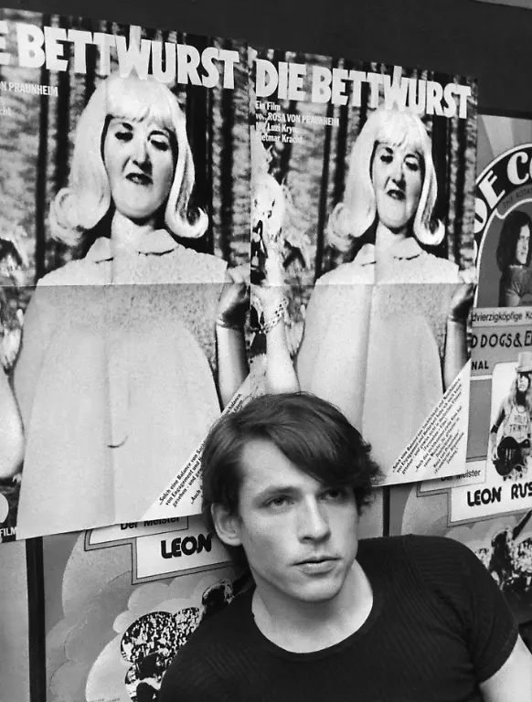Der-deutsche-Filmemacher-Rosa-von-Praunheim-Aufnahme-von-1971-Berlin