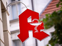 Rheinland-Pfalz & Saarland: Hoch pocht auf höheres Honorar für Apotheker