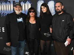 Weitere Kinder äußern sich: Nick Reiner schweigt nach Anklage wegen Mordes vor Gericht