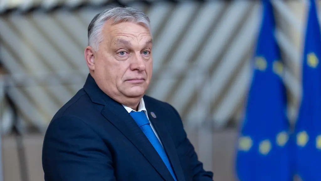 17-12-2025-Belgien-Bruessel-Viktor-Orban-Ministerpraesident-von-Ungarn-kommt-zum-Gipfeltreffen-EU-Westbalkan-an-Thema-sind-u-a-die-Bemuehungen-die-strategische-Partnerschaft-zwischen-der-Europaeischen-Union-und-dem-Westbalkan-weiter-zu-intensivieren
