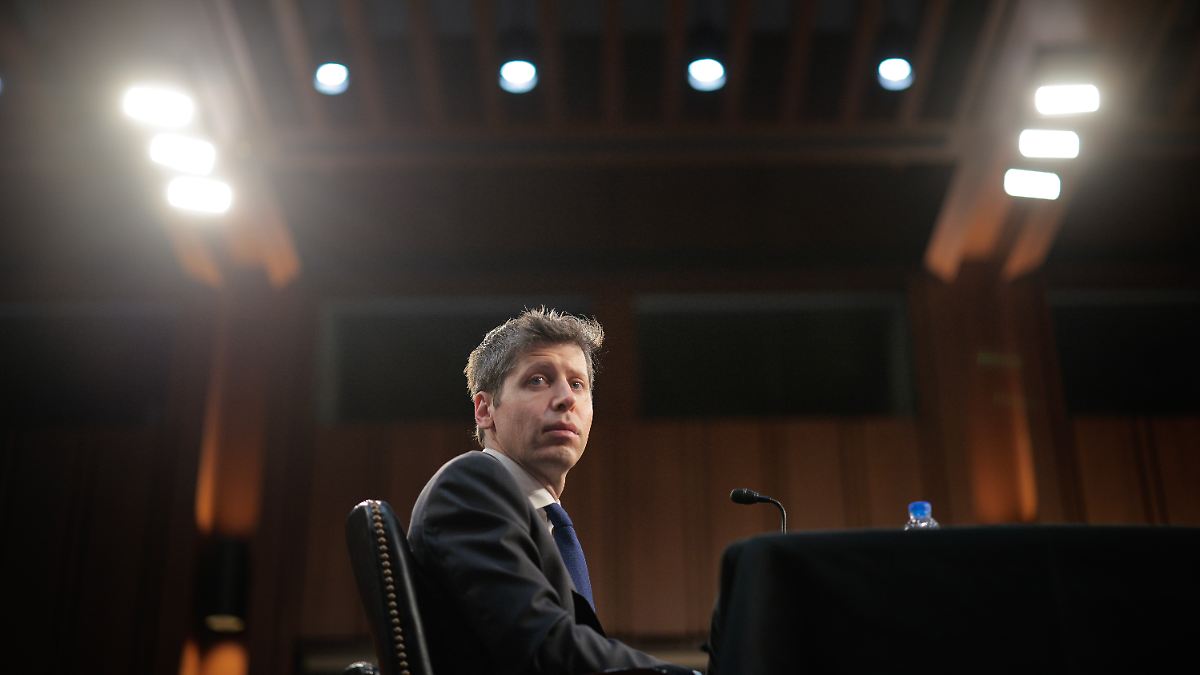 -Gute-Blase-Alarmstufe-Rot-Sam-Altman-ist-das-Barometer-des-KI-Hypes