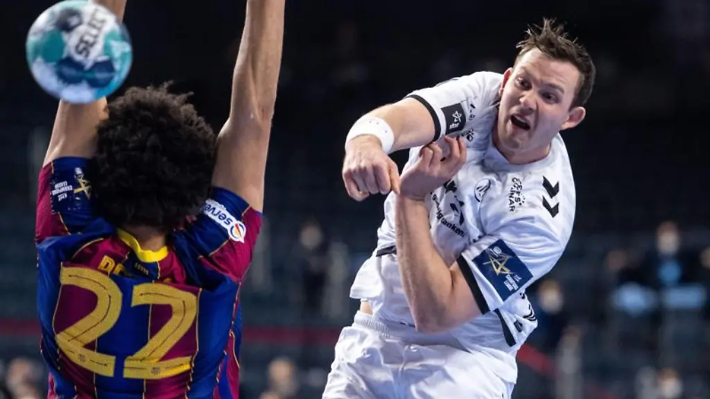 Sander-Sagosen-in-Aktion-fuer-den-THW-Kiel