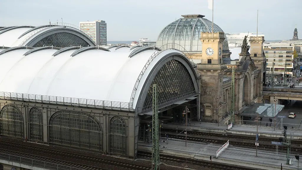 Am-Dresdner-Hauptbahnhof-stehen-mehrtaegige-Sperrungen-bevor