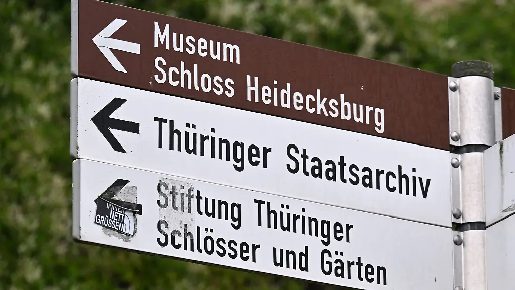 Um-die-Denkmaeler-zu-schuetzen-gilt-Boellerverbot