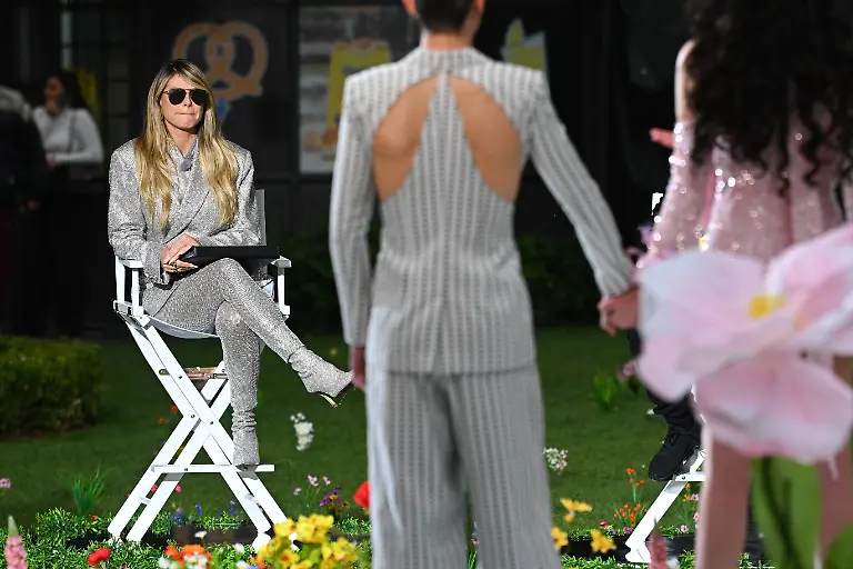 Heidi-Klum-is-seen-on-the-set-of-Germany-s-Next-Topmodel-in-Los-Angeles-Featuring-Heidi-Klum-Where-Los-Angeles-California-United-States-When-14-Mar-2025-Credit-BauerGriffin-INSTARimages-EDITORIAL-USE-ONLY-NOT-FOR-USE-BY-NEWSPAPERS-BASED-IN-THE-UK