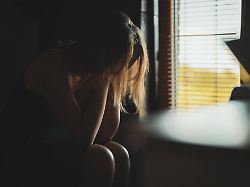 Ursache sind Hormonschwankungen: Frauen leiden oftmals doppelt unter ADHS