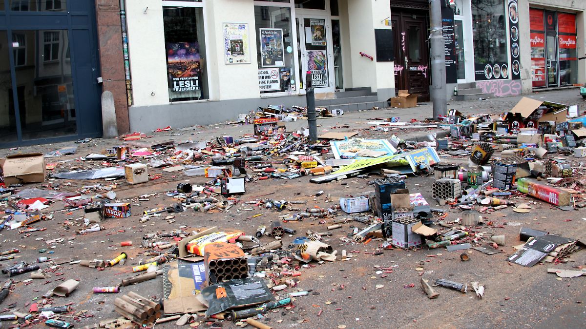 Signal-an-Kanzler-Merz-10-000-junge-Muslime-wollen-mit-Neujahrsputz-Stadtbild-versch-nern