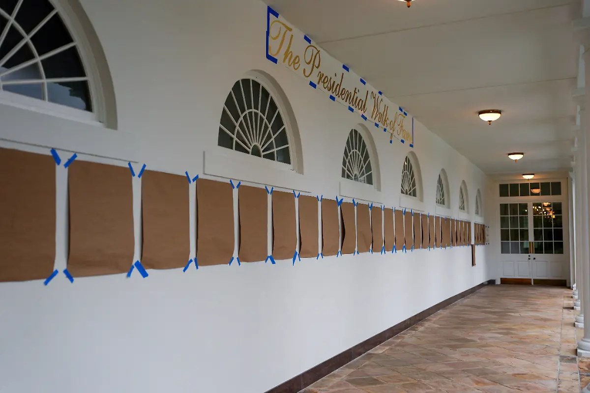 A-view-of-the-Presidental-Walk-of-Fame-at-the-White-House-in-Washington-D-C-September-21-2025