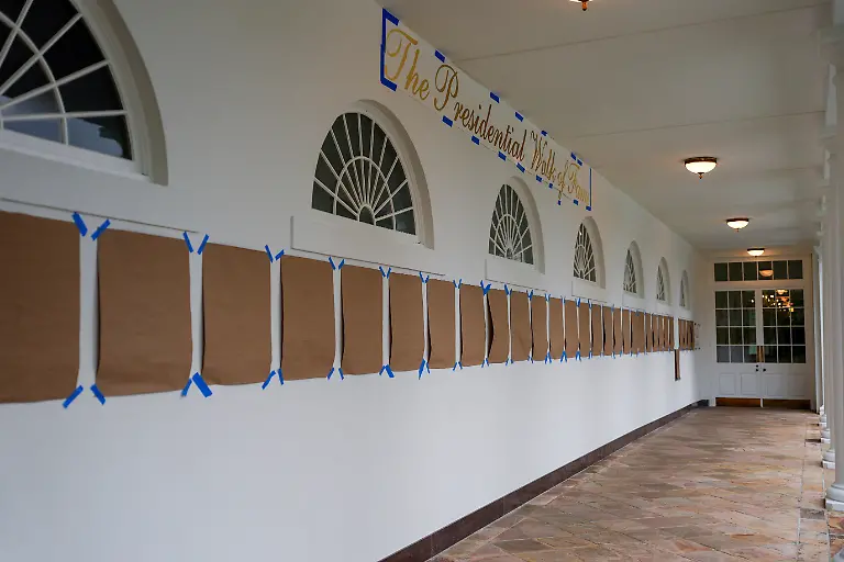 A-view-of-the-Presidental-Walk-of-Fame-at-the-White-House-in-Washington-D-C-September-21-2025