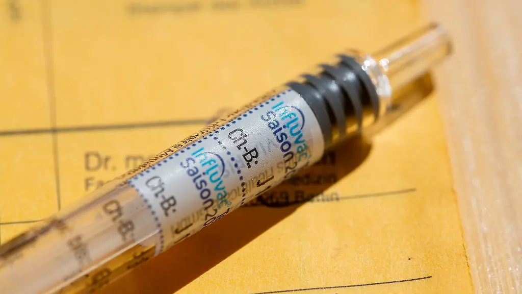 Der-Impfstoff-wird-in-Hamburg-knapp-Symbolbild