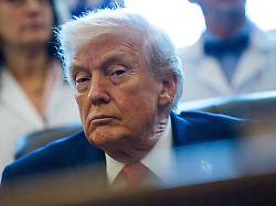 "Schnell bewegen": Trump macht vor Verhandlungen in Miami Druck auf die Ukraine