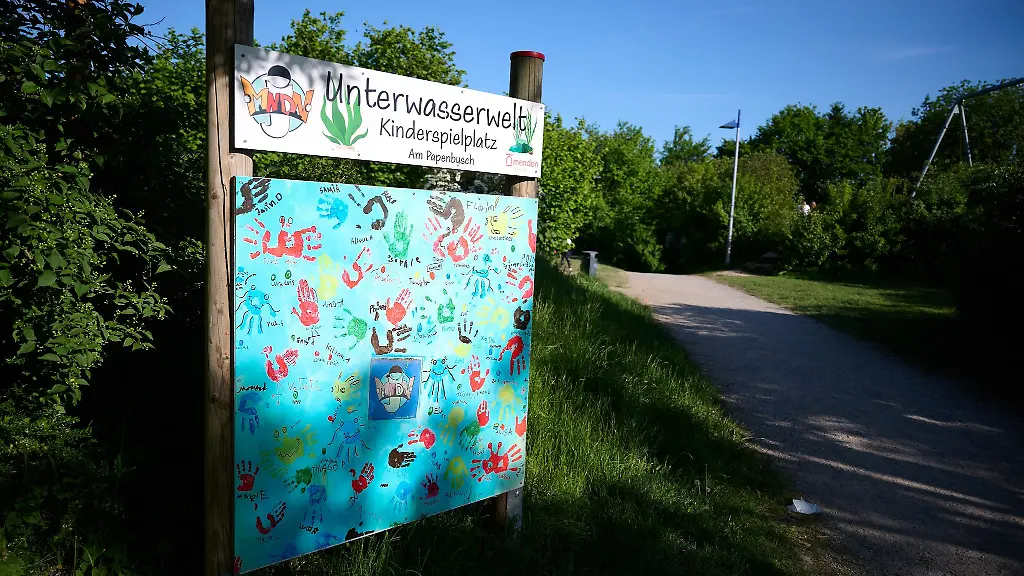 Die-Tat-hatte-sich-den-Angaben-der-Ermittler-zufolge-in-einer-Fruehsommernacht-2025-auf-diesem-Spielplatz-ereignet