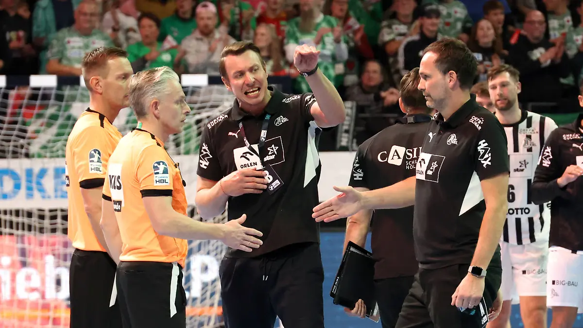 DEU-DHB-Pokal-Fuechse-Berlin-vs-THW-Kiel-18-12-2025-Max-Schmeling-Halle-Berlin-DEU-DHB-Pokal-Fuechse-Berlin-vs