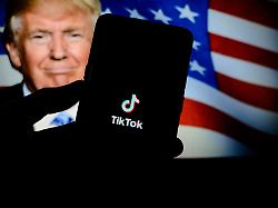 App stand vor Sperrung: Bytedance verkauft Tiktok-Anteile in den USA