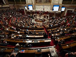 Defizit fürs Land "gefährlich": Sorgen über Staatsausgaben begleiten Frankreich ins neue Jahr