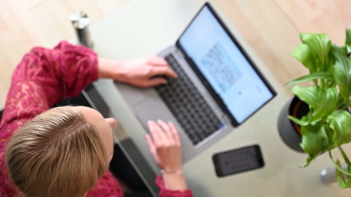 Kein-E-Mail-Pingpong-mehr-Onlineh-ndler-m-ssen-Widerruf-vereinfachen-Neuer-Button-kommt