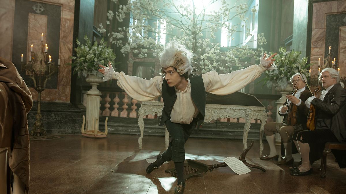 Aus-der-Schmoll-Ecke-Politisch-korrekter-und-ach-so-feministischer-Mozart-Stuss