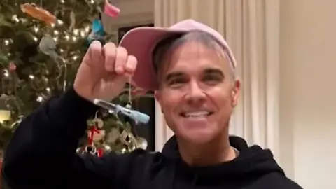 robbie-williams-weihnachtsbaum