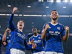 Kurucays dunkle Vergangenheit: Schalke-Star gesteht: "Habe Dinge getan, auf die ich nicht stolz bin"